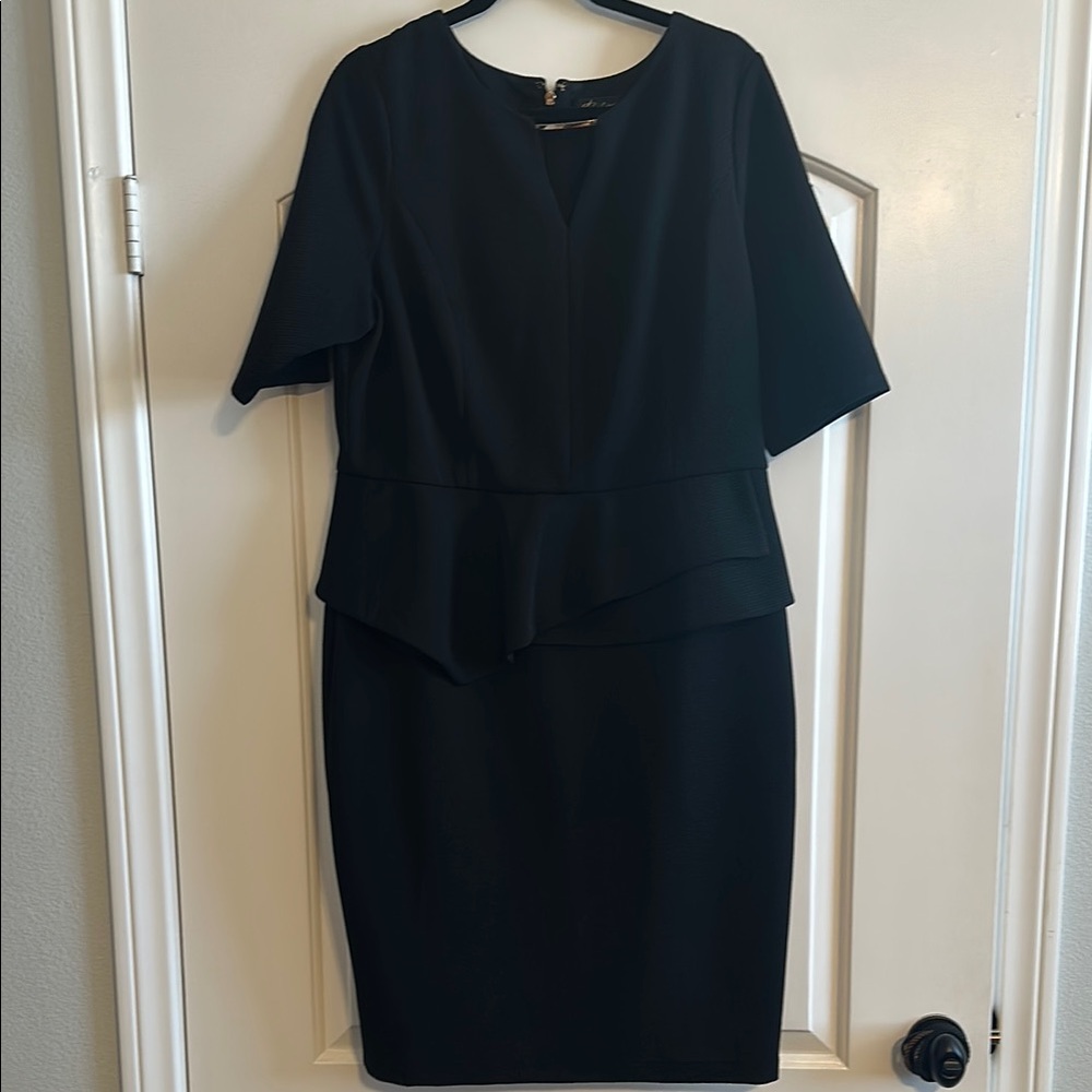 Black Short Sleeve Dress